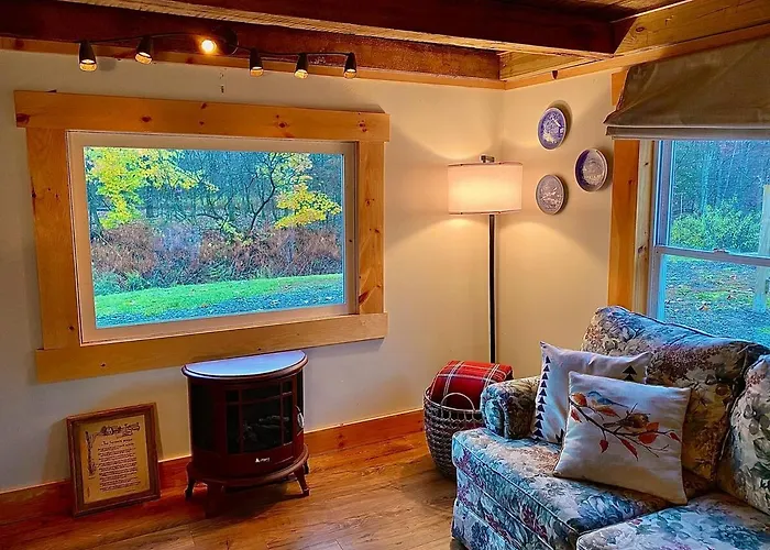 Charming 120-Year-Old Farmhouse By The Creek.